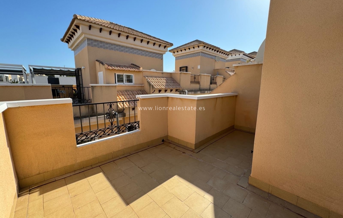 Перепродажа - Town House - Orihuela Costa - Villamartín