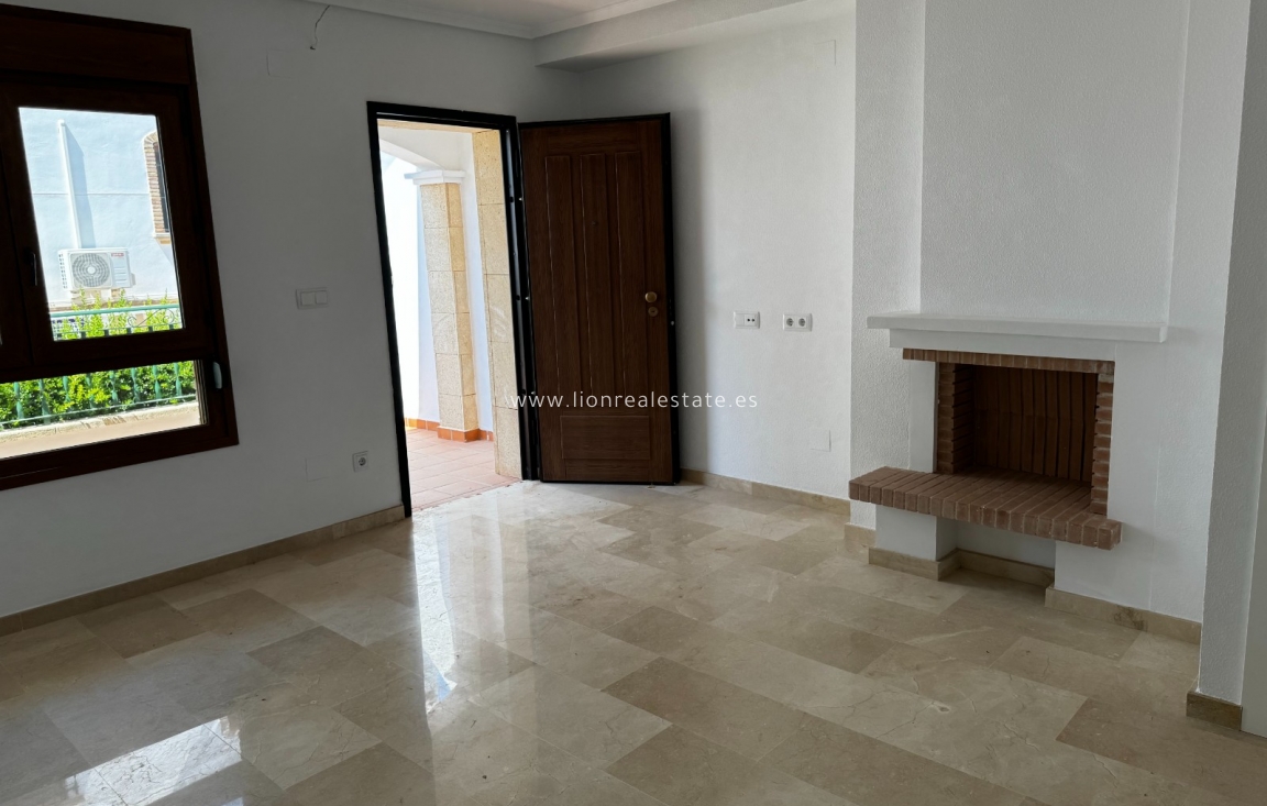 Перепродажа - Town House - Orihuela Costa - Villamartín