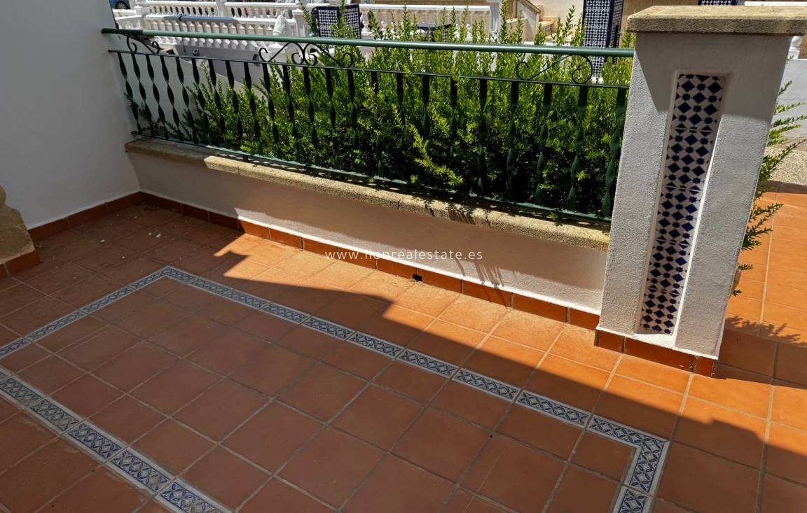 Перепродажа - Town House - Orihuela Costa - Villamartín