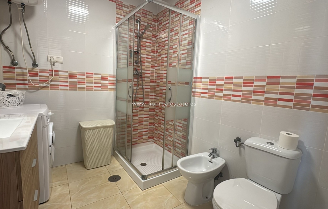 Перепродажа - Town House - Punta Prima