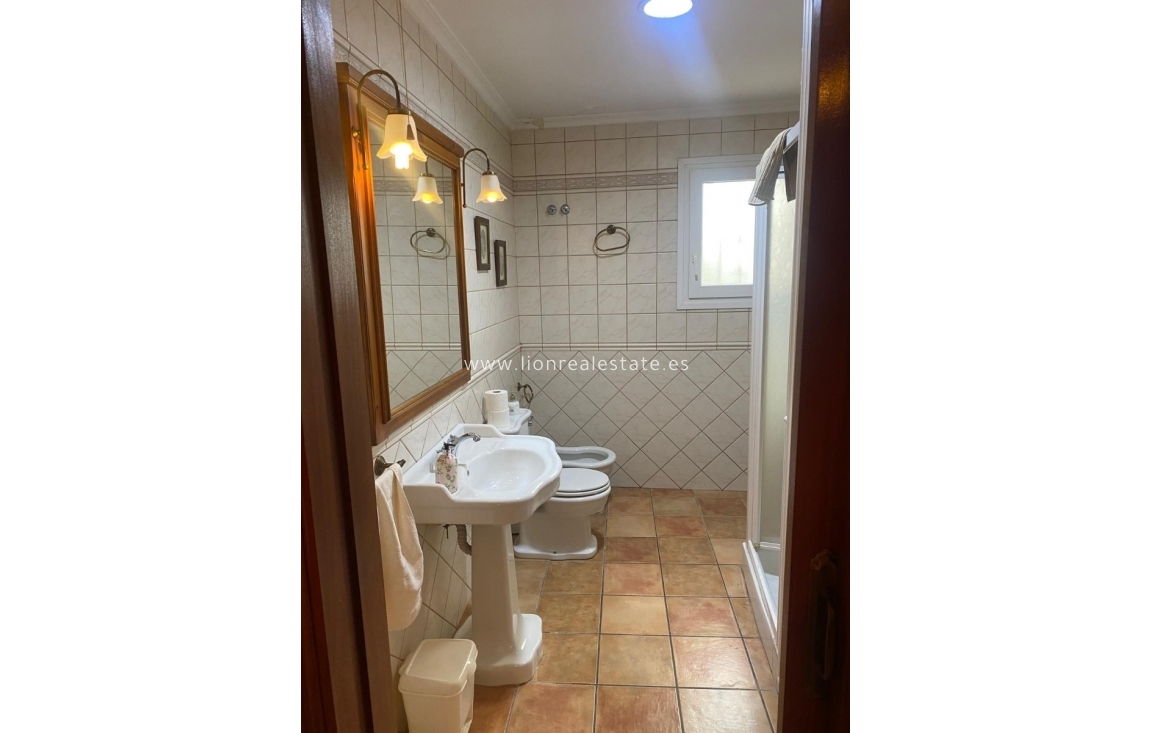 Перепродажа - Town House - Torrevieja - Centro