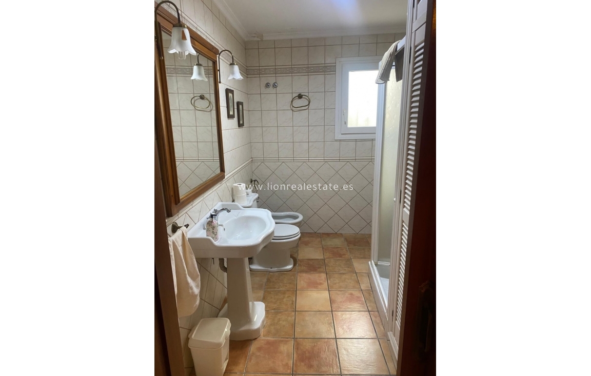 Перепродажа - Town House - Torrevieja - Centro