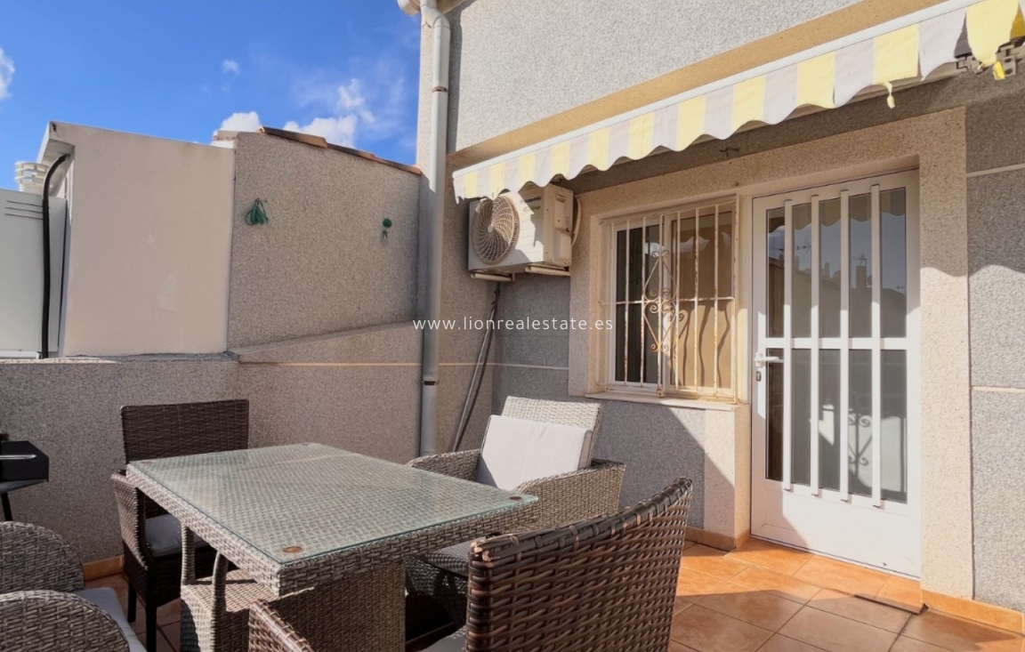 Перепродажа - Town House - Torrevieja - La Siesta - El Salado -  Torreta