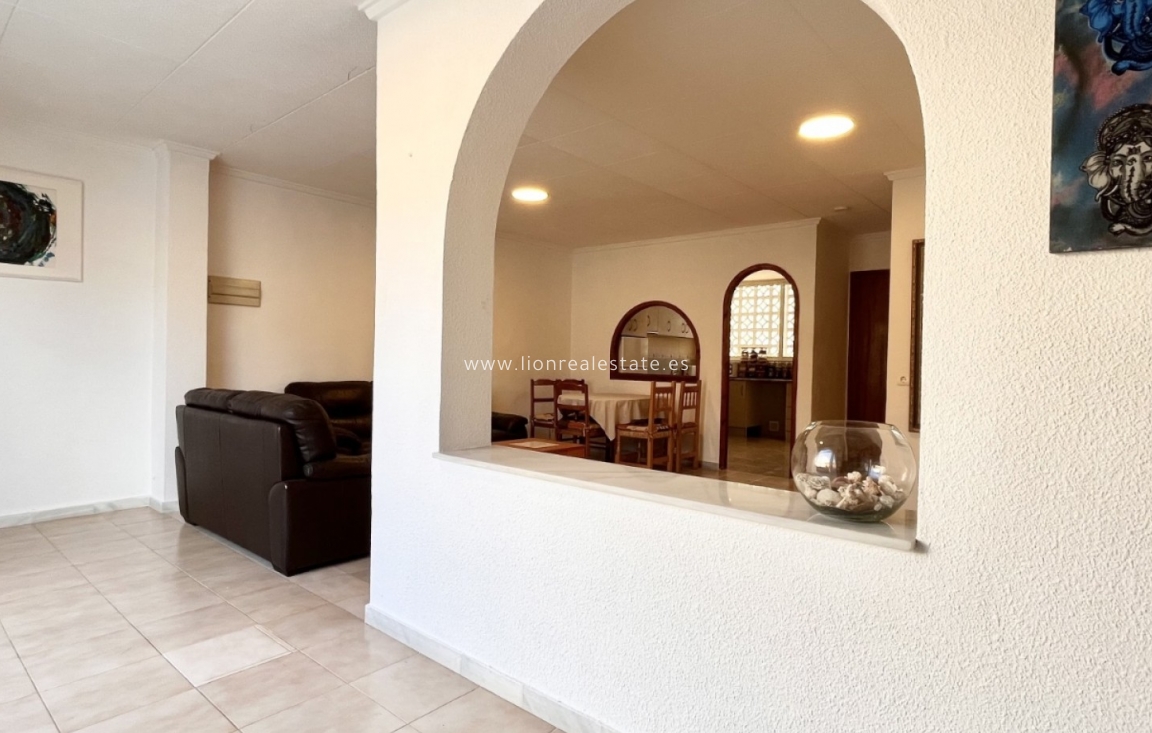Перепродажа - Town House - Torrevieja - La Siesta - El Salado -  Torreta