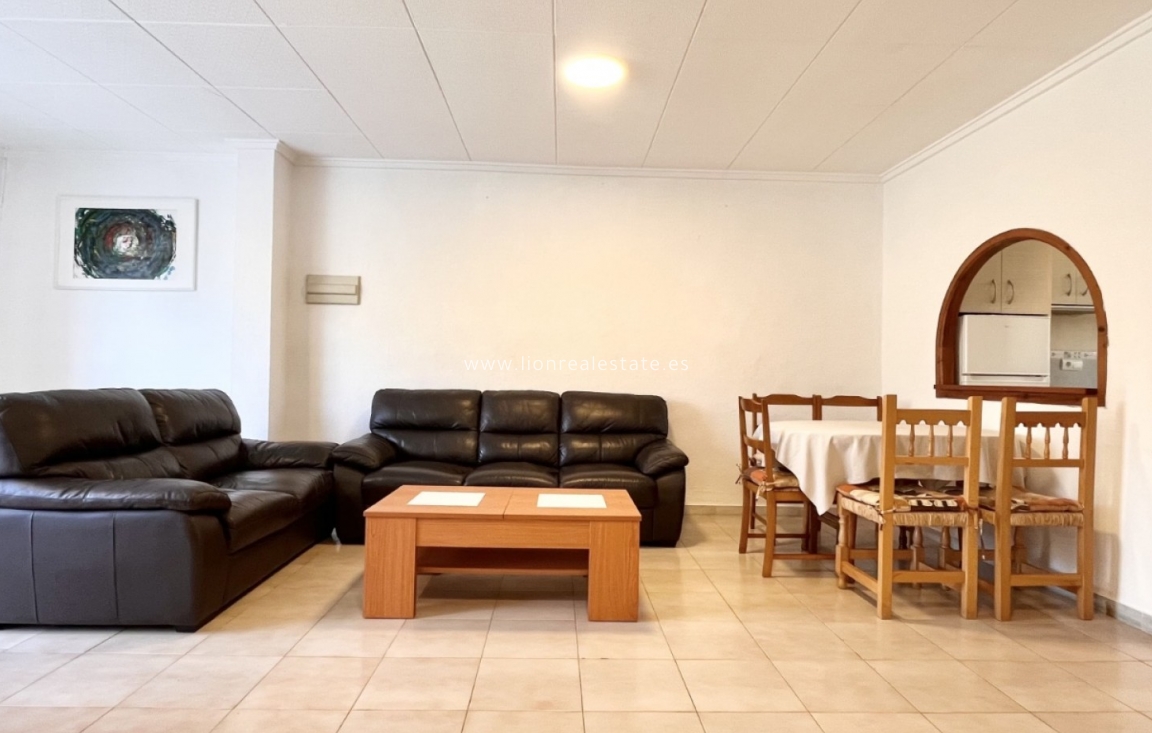 Перепродажа - Town House - Torrevieja - La Siesta - El Salado -  Torreta