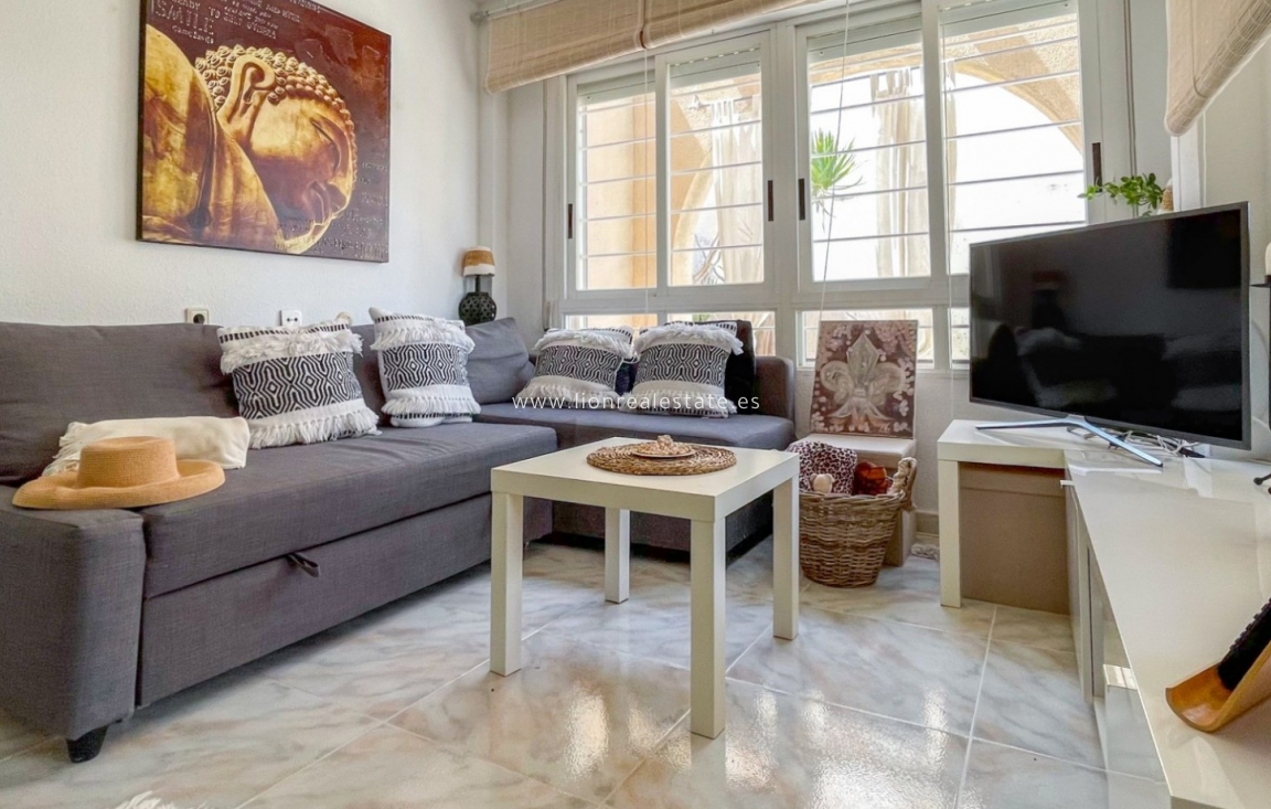 Перепродажа - Town House - Torrevieja - La Siesta - El Salado -  Torreta