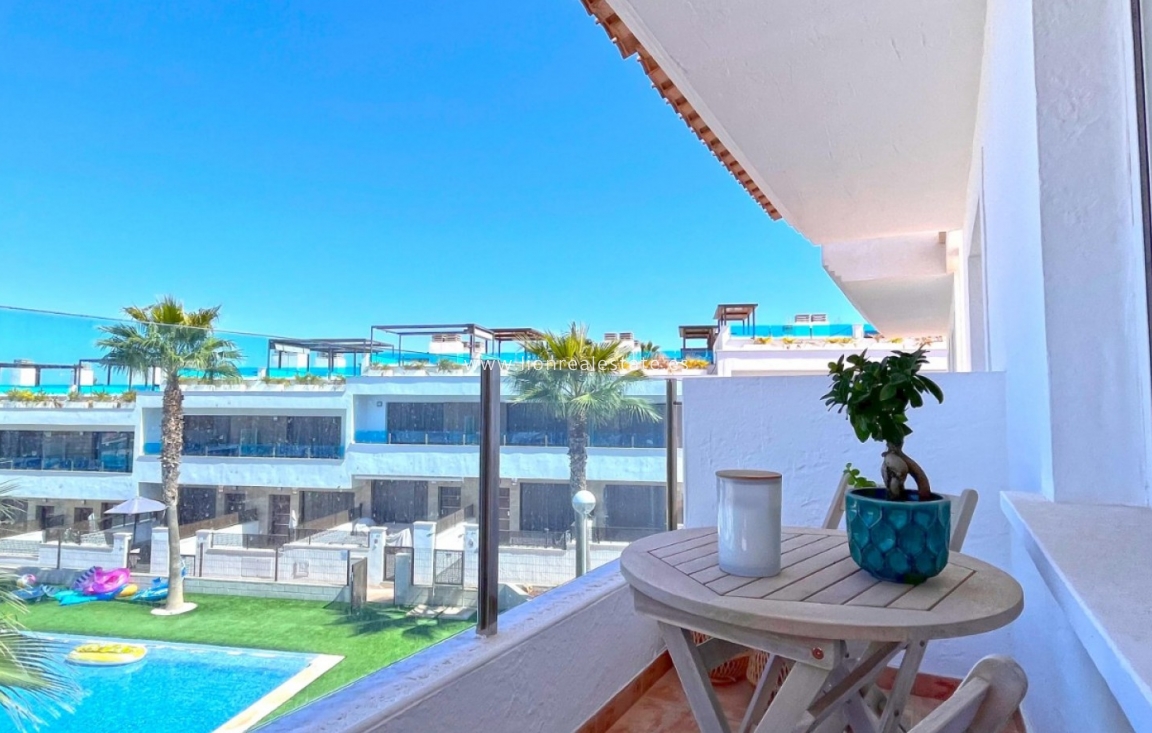 Перепродажа - Town House - Torrevieja - Los Balcones - Los Altos del Edén