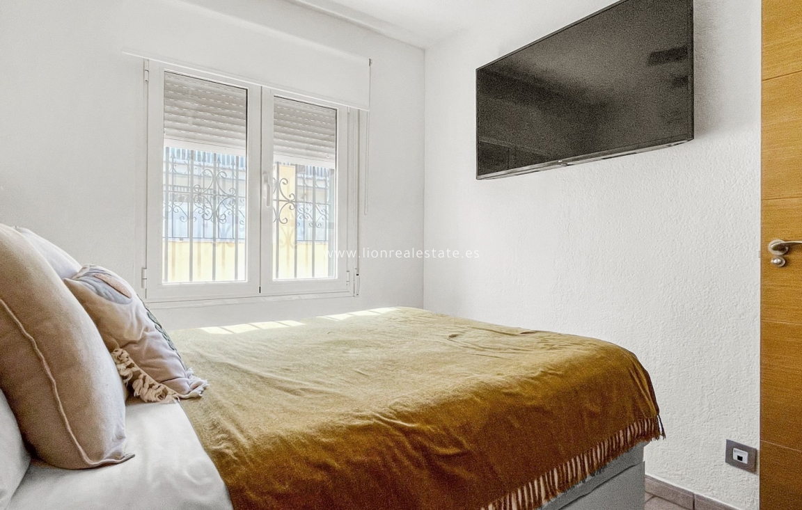 Перепродажа - Town House - Torrevieja - Los Balcones - Los Altos del Edén