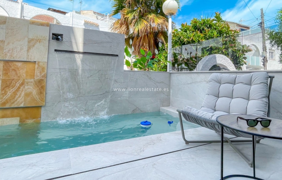 Перепродажа - Town House - Torrevieja - Nueva Torrevieja - Aguas Nuevas