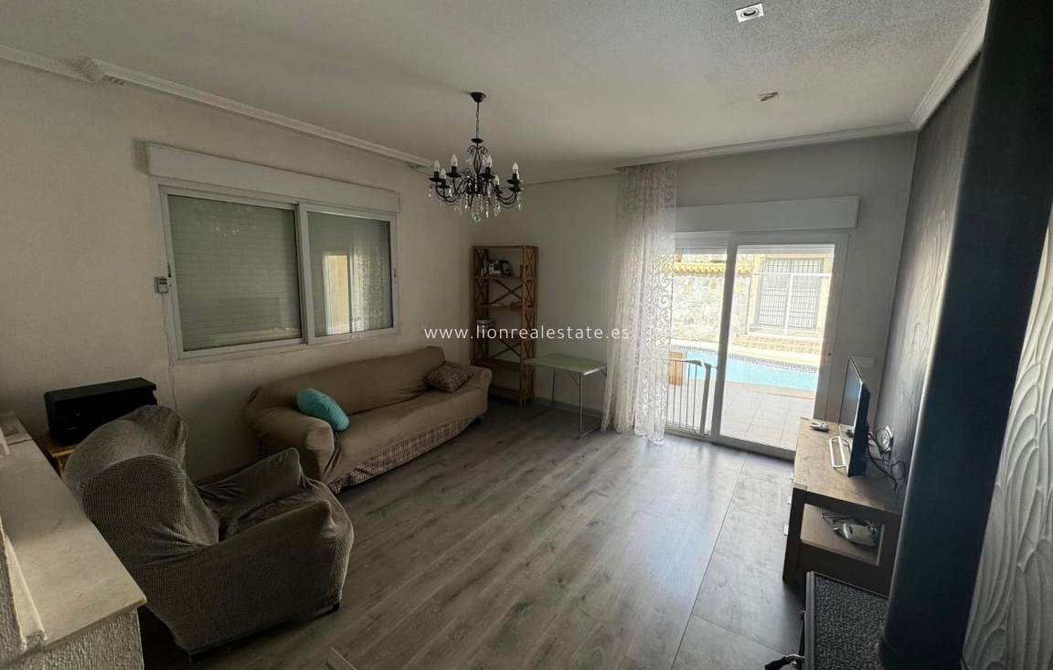 Перепродажа - Town House - Torrevieja - Punta Prima