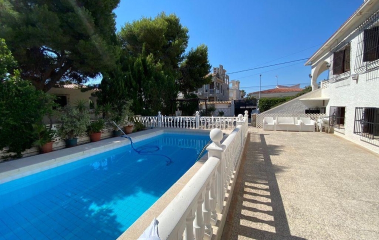 Перепродажа - Town House - Torrevieja - Punta Prima