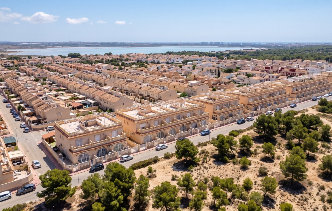 Перепродажа - Town House - Torrevieja