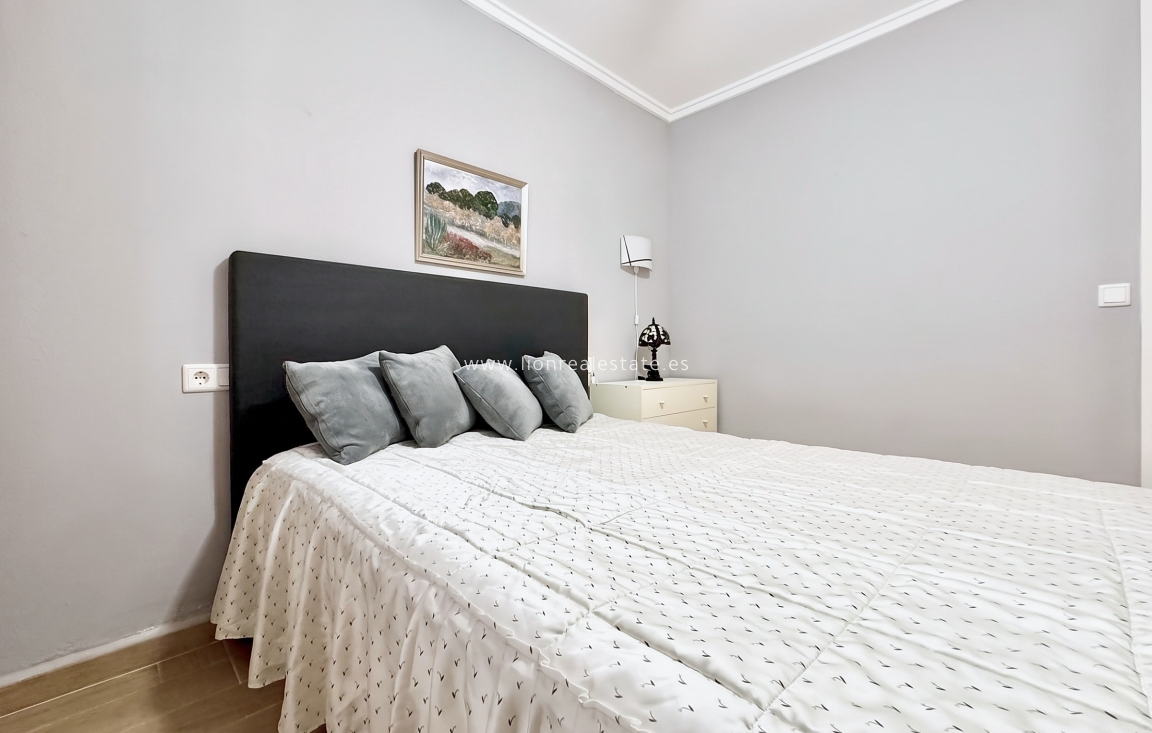 Перепродажа - Town House - Torrevieja