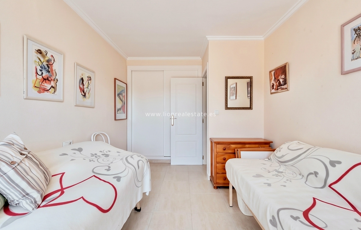 Перепродажа - Town House - Torrevieja