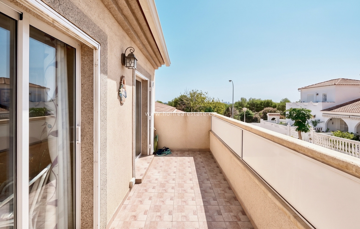 Перепродажа - Town House - Torrevieja