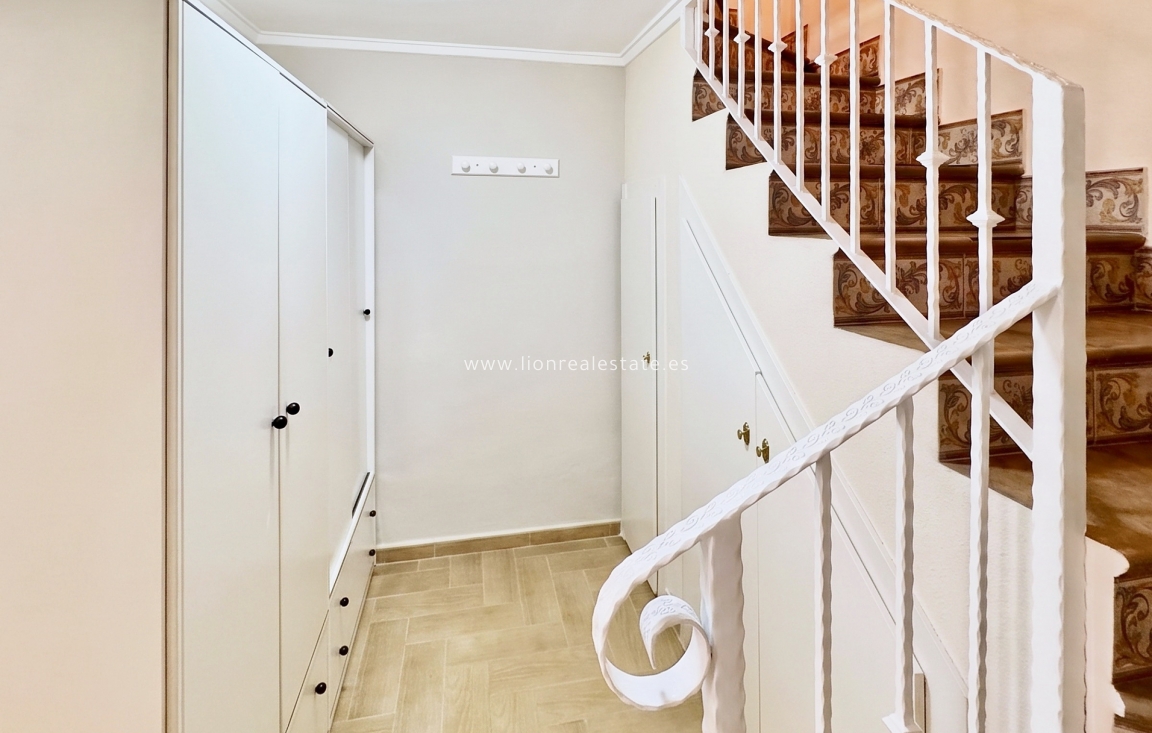 Перепродажа - Town House - Torrevieja