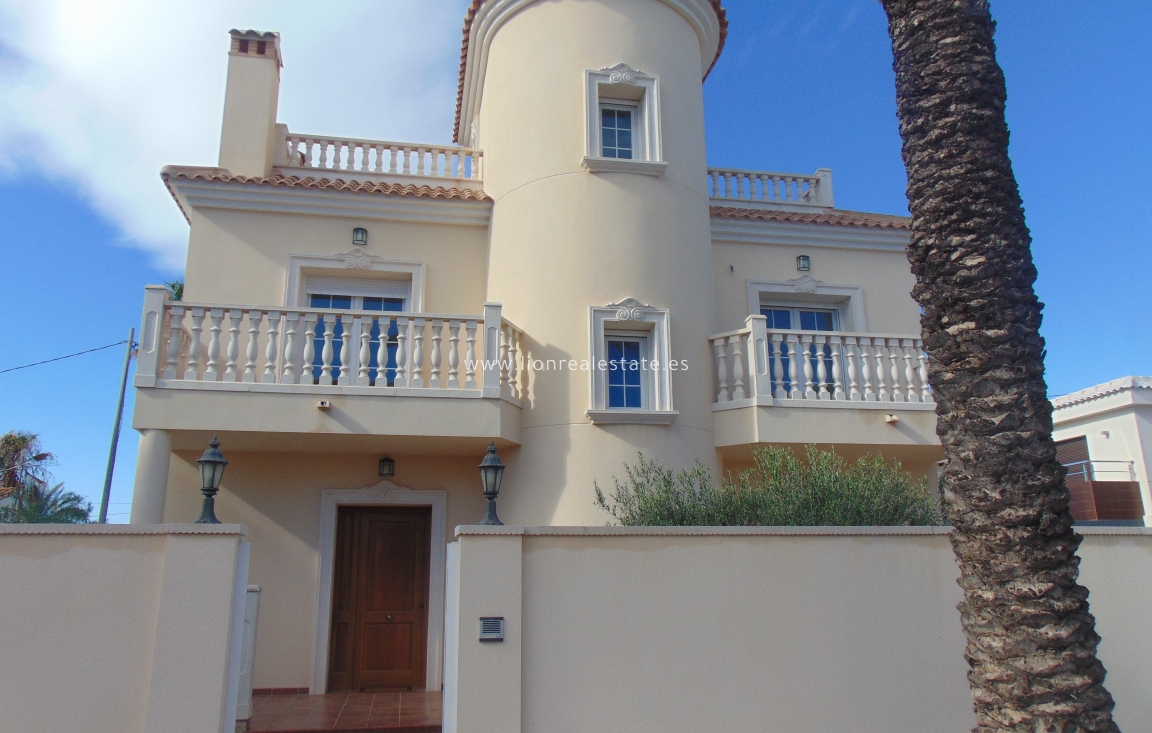 Перепродажа - Villa - Orihuela Costa - Cabo Roig