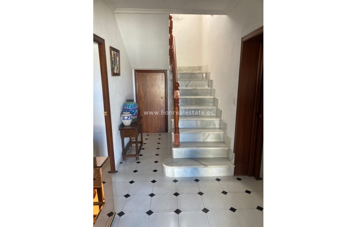 Перепродажа - Villa - Orihuela Costa - Cabo Roig