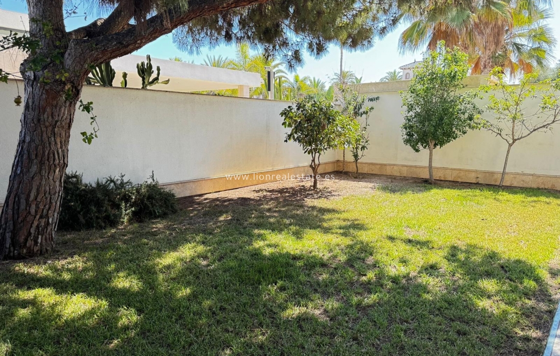 Перепродажа - Villa - Orihuela Costa - Cabo Roig