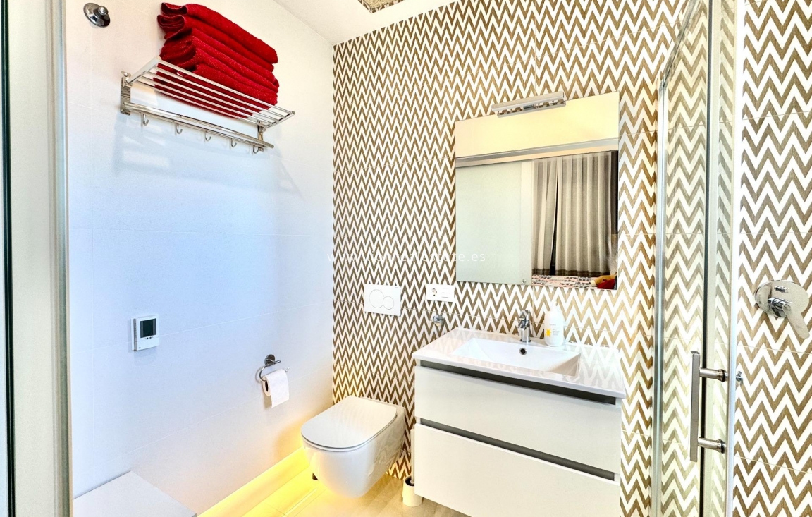 Перепродажа - Villa - Orihuela Costa - Lomas de Cabo Roig