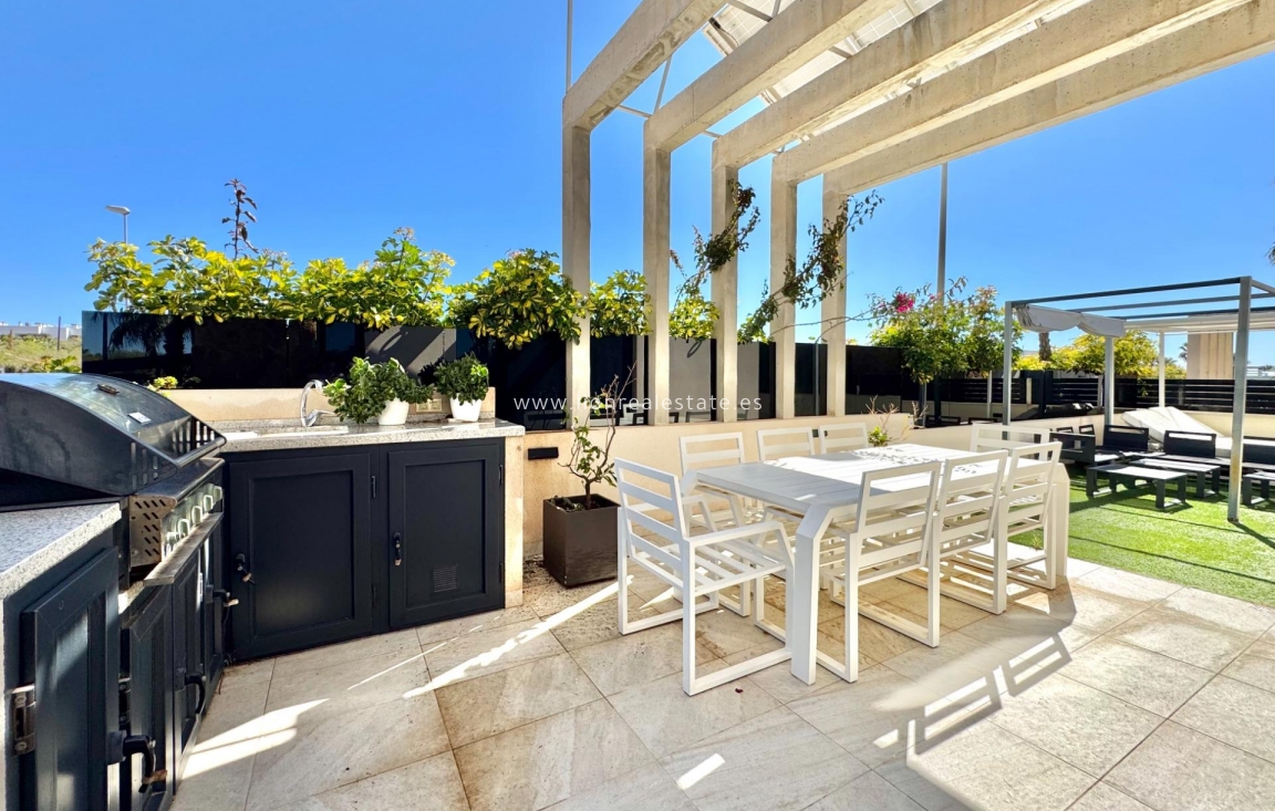 Перепродажа - Villa - Orihuela Costa - Lomas de Cabo Roig