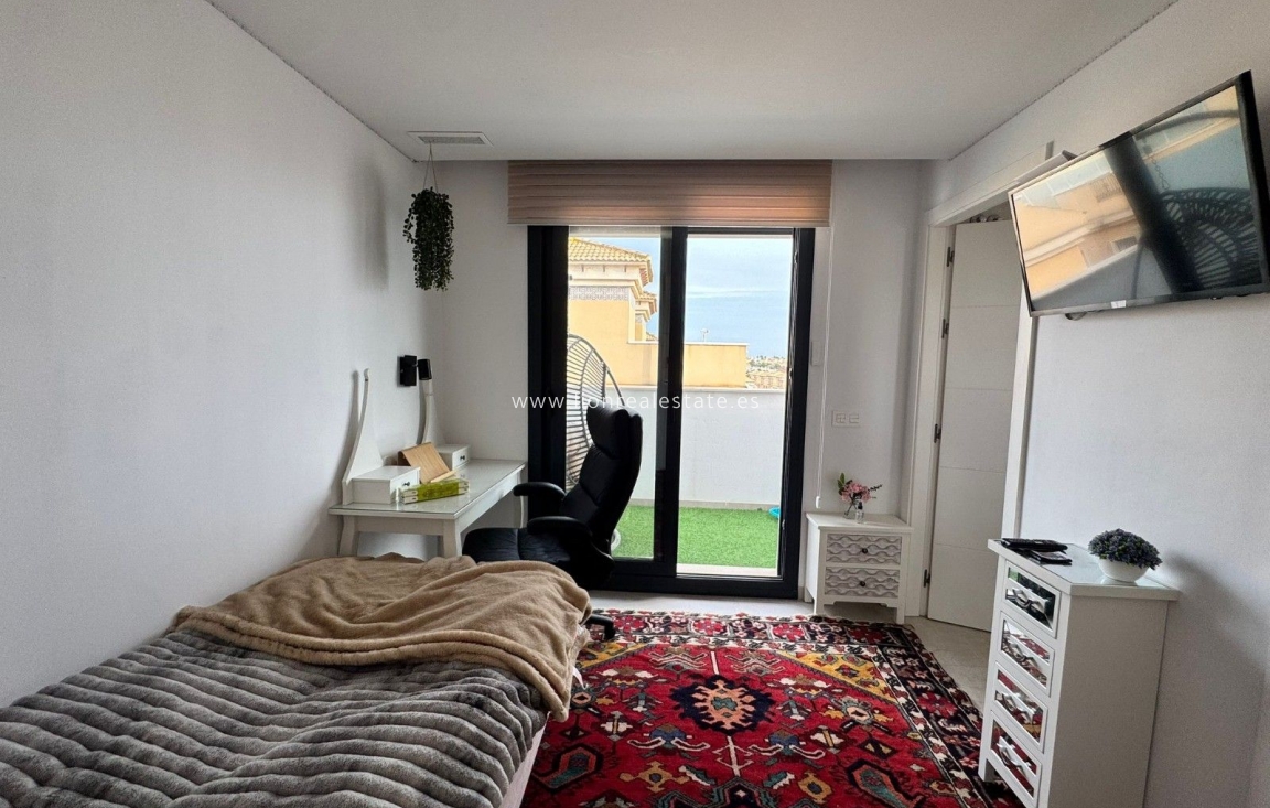 Перепродажа - Villa - Orihuela Costa - PAU 26