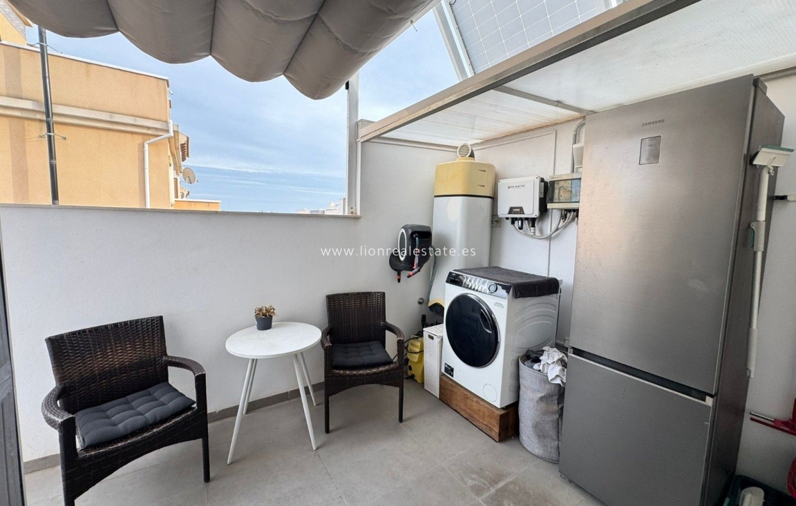 Перепродажа - Villa - Orihuela Costa - PAU 26