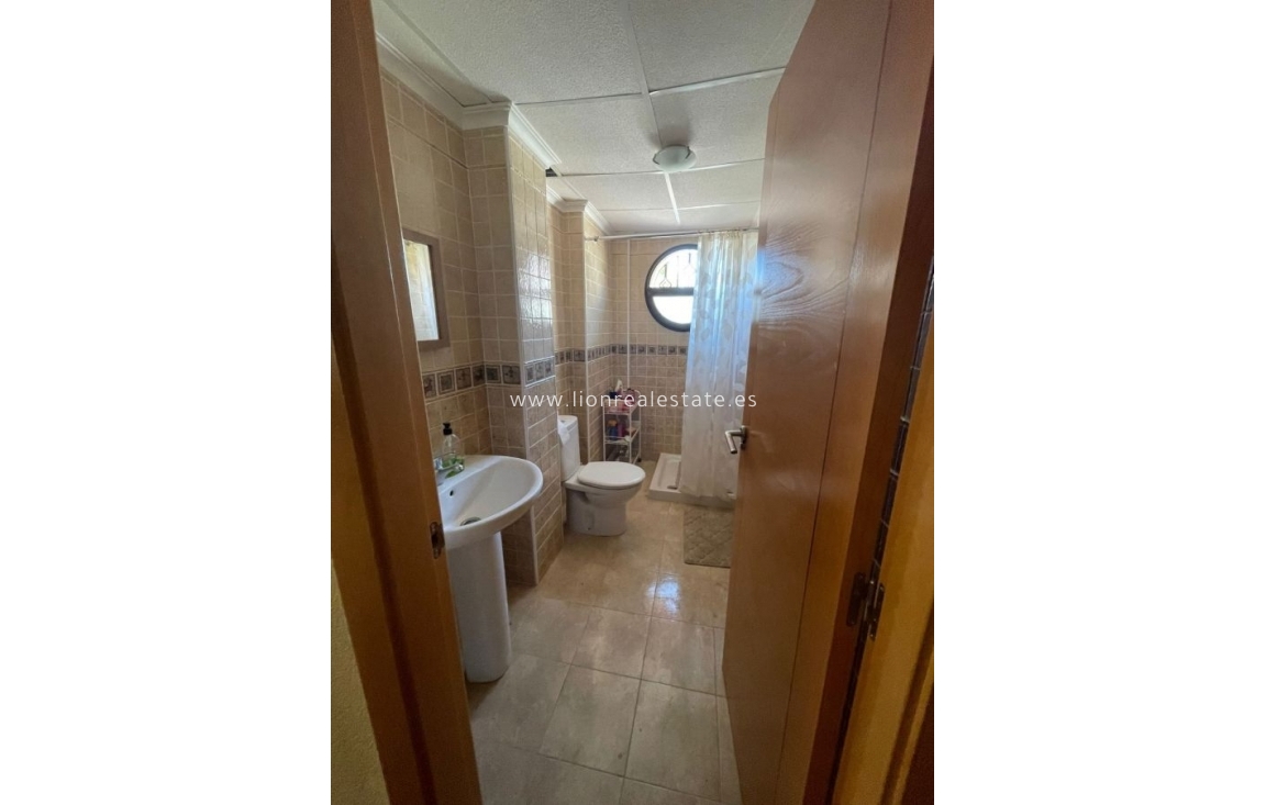 Перепродажа - Villa - Orihuela Costa - PAU 8