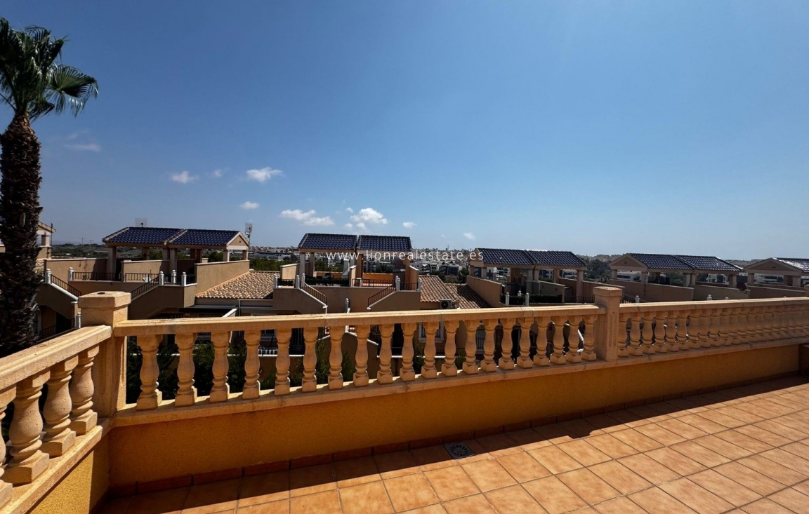 Перепродажа - Villa - Orihuela Costa - PAU 8
