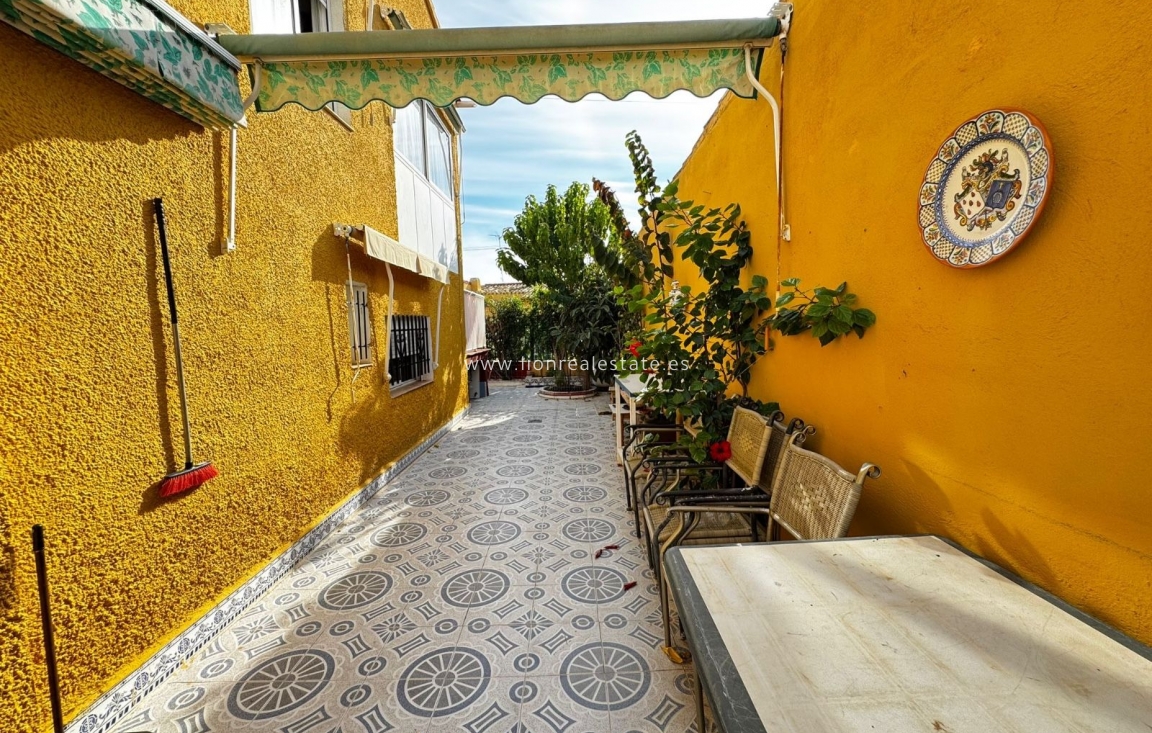 Перепродажа - Villa - Orihuela Costa - Rocio del Mar