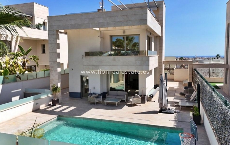 Перепродажа - Villa - Orihuela Costa - Villamartín-Las Filipinas