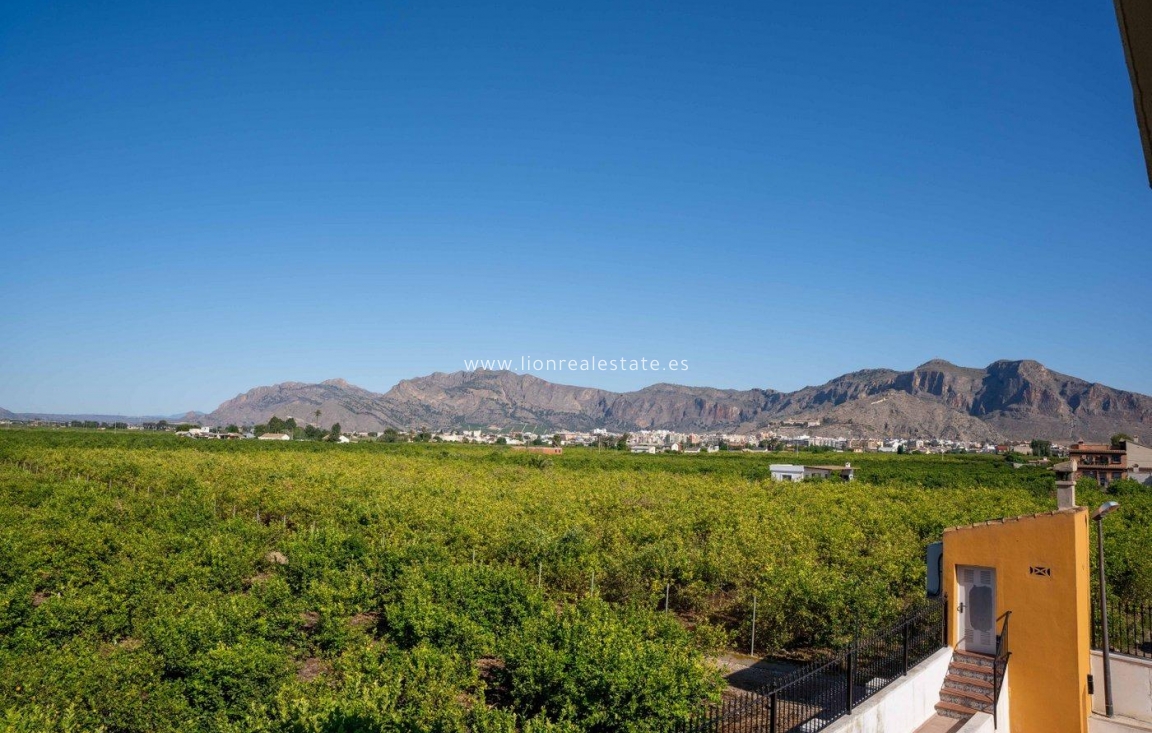 Перепродажа - Villa - Orihuela - Desamparados-Hurchillo-Torremendo