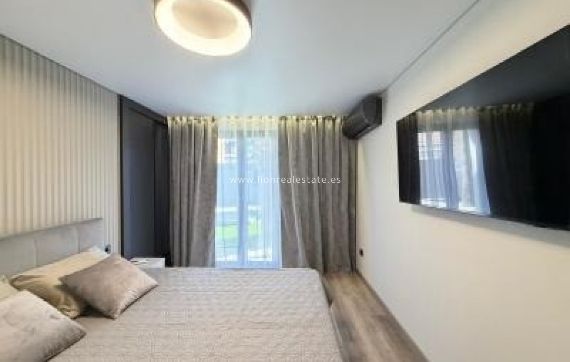 Перепродажа - Villa - Punta Prima