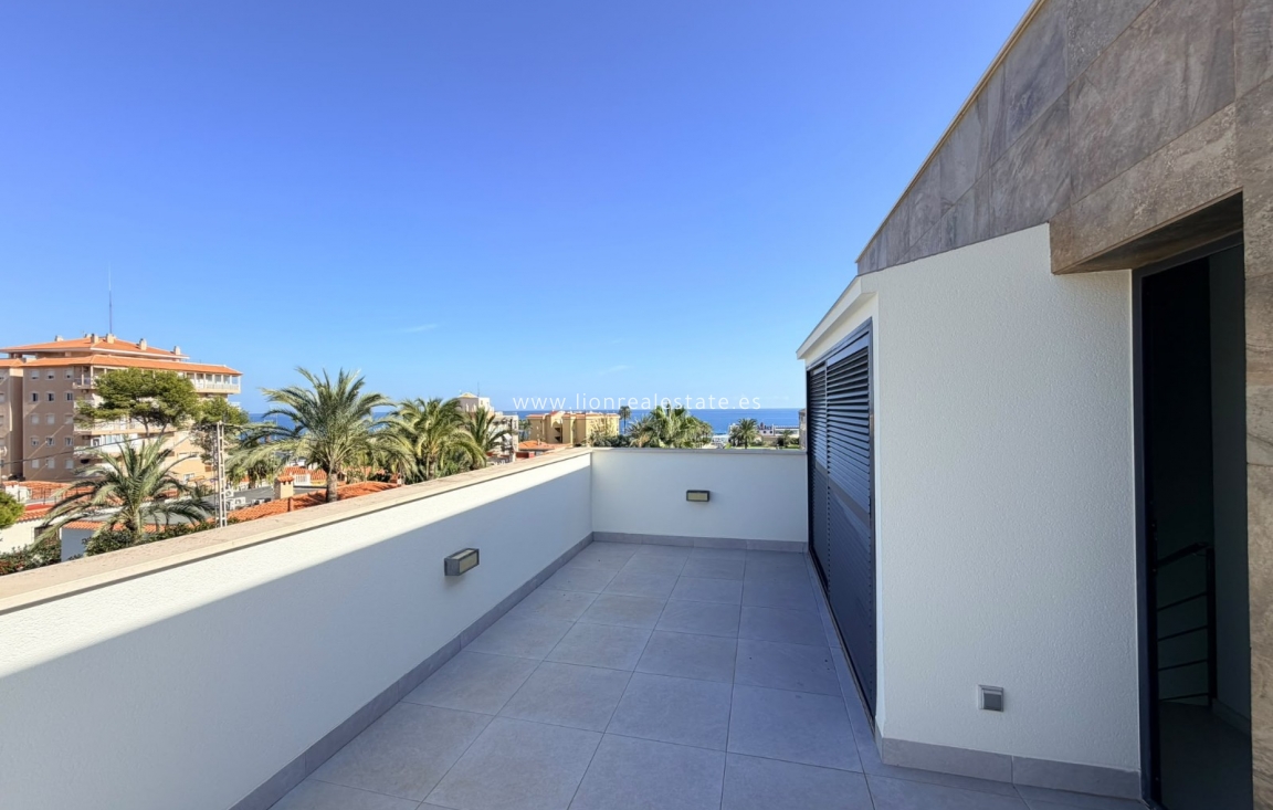 Перепродажа - Villa - Punta Prima