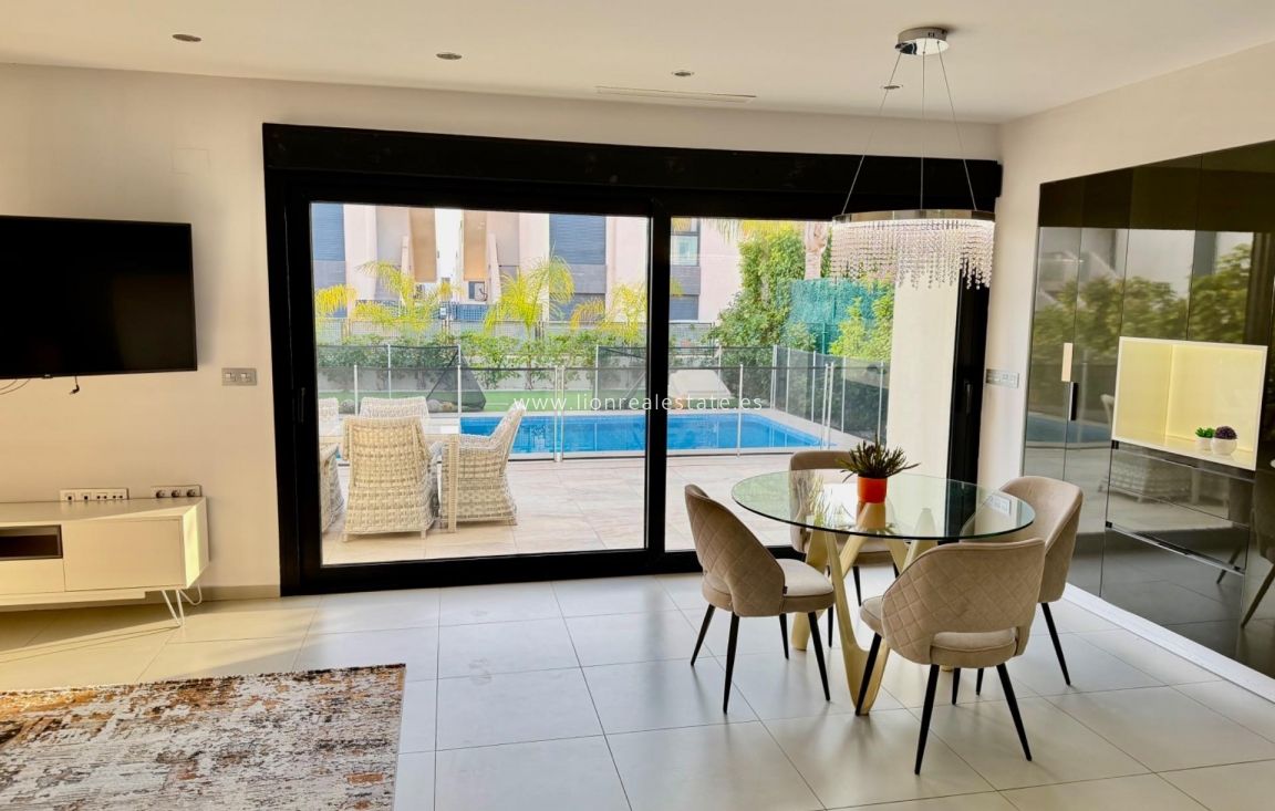 Перепродажа - Villa - Rojales - Cuidad Quesada