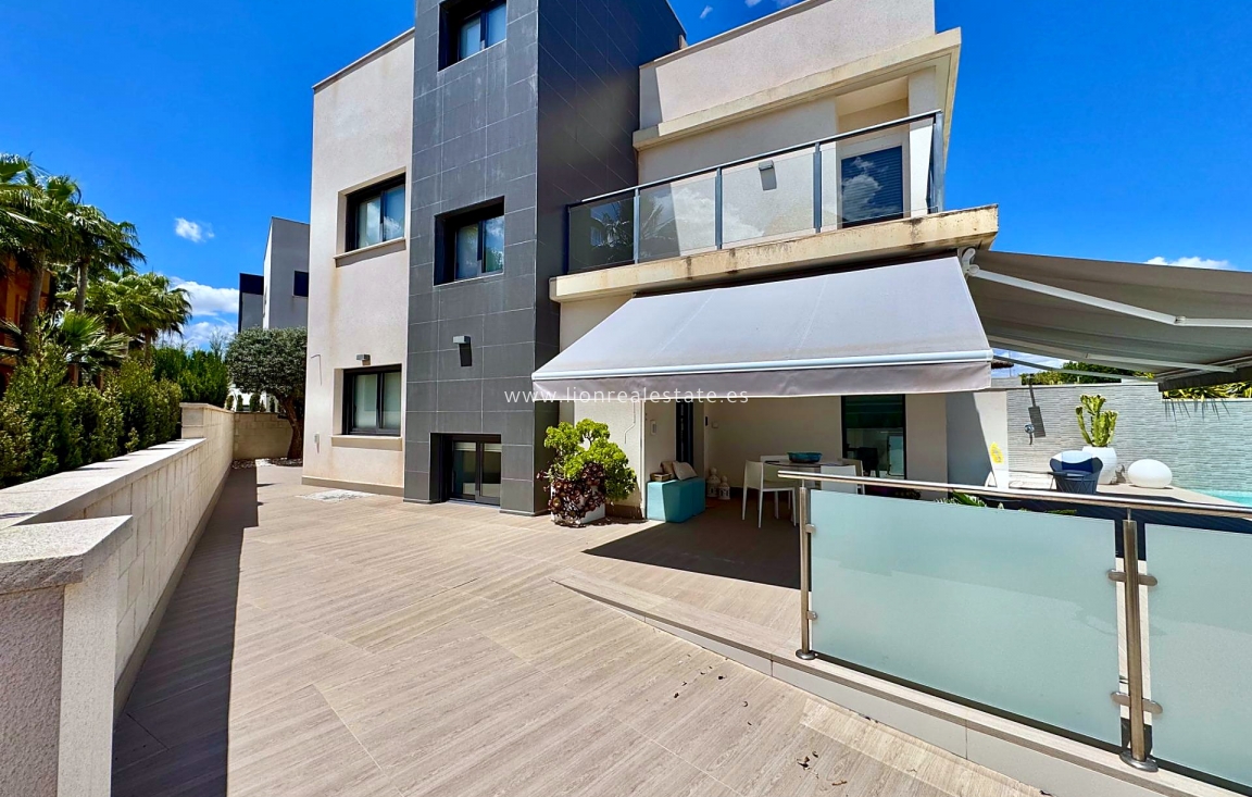 Перепродажа - Villa - San Miguel de Salinas - Bellavista
