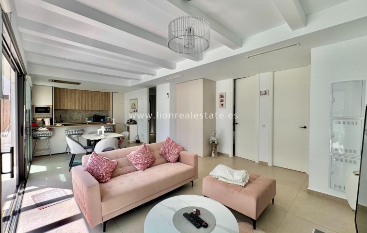 Перепродажа - Villa - San Miguel de Salinas - Blue Lagoon - Galán
