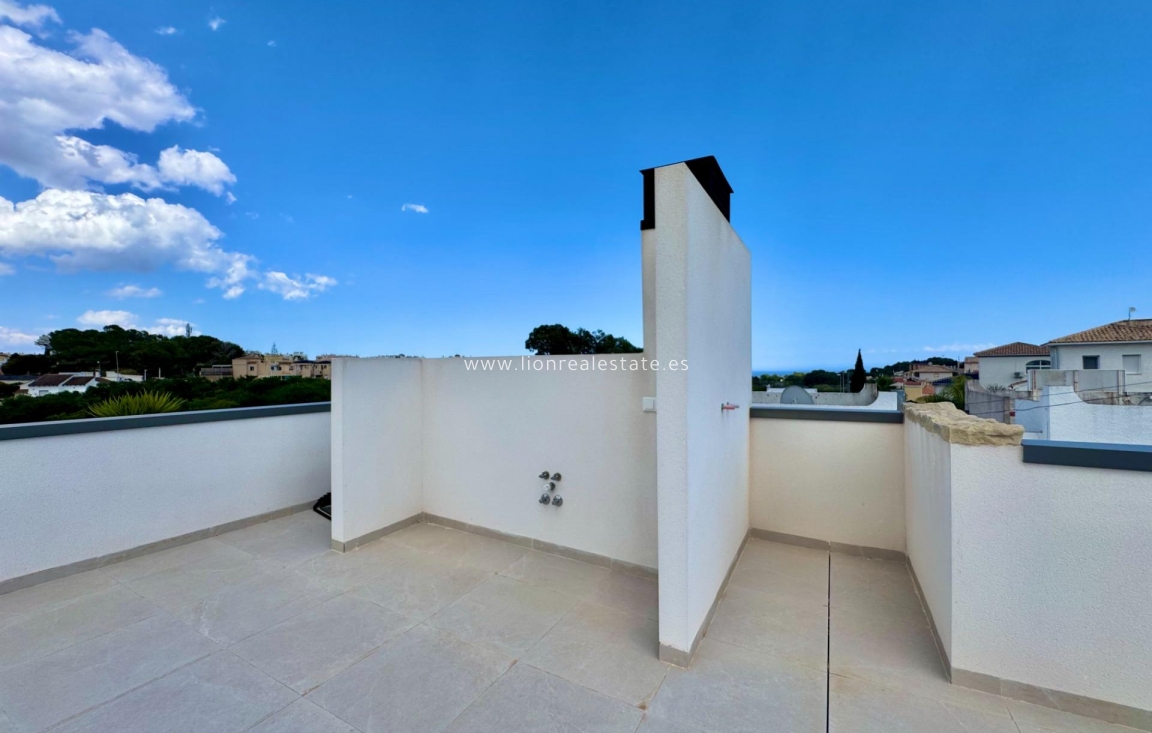 Перепродажа - Villa - San Miguel de Salinas - Blue Lagoon - Galán