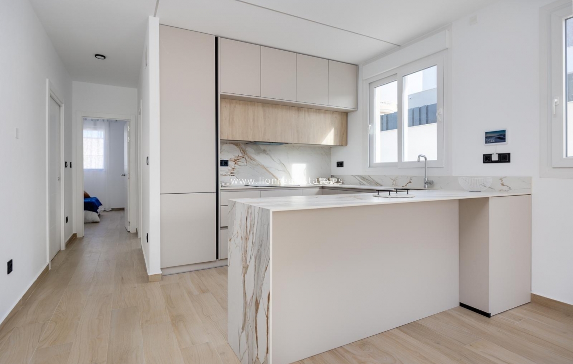 Перепродажа - Villa - Torrevieja - Aguas Nuevas