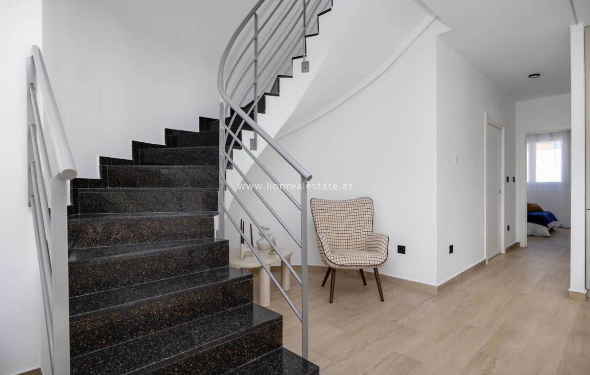 Перепродажа - Villa - Torrevieja - Aguas Nuevas