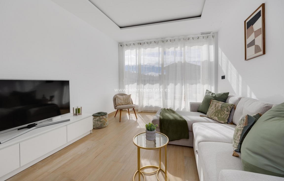 Перепродажа - Villa - Torrevieja - Aguas Nuevas