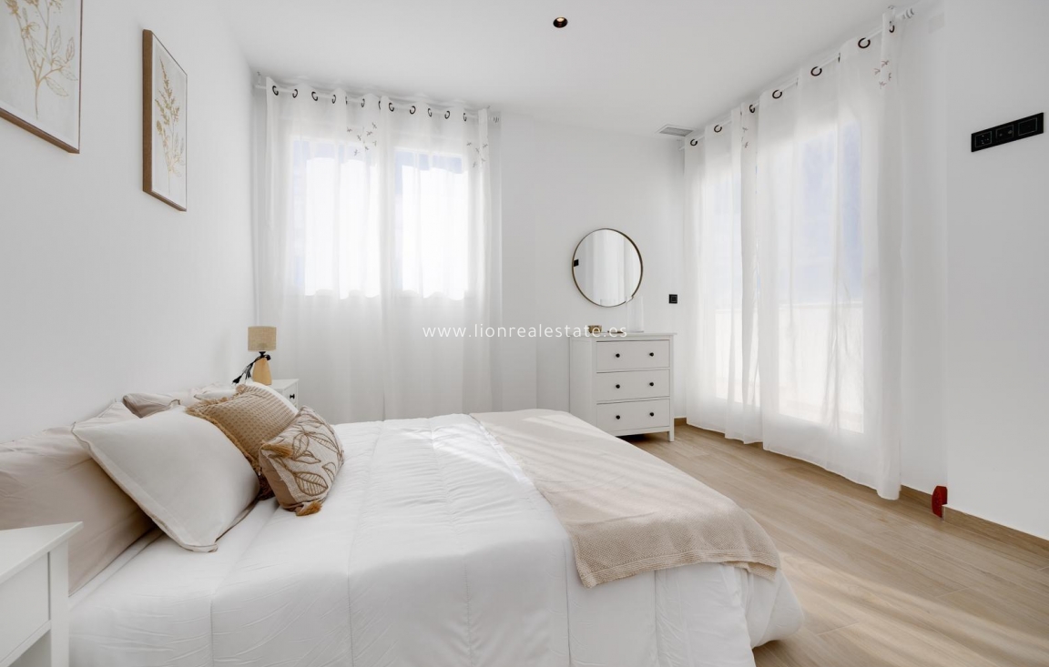 Перепродажа - Villa - Torrevieja - Aguas Nuevas