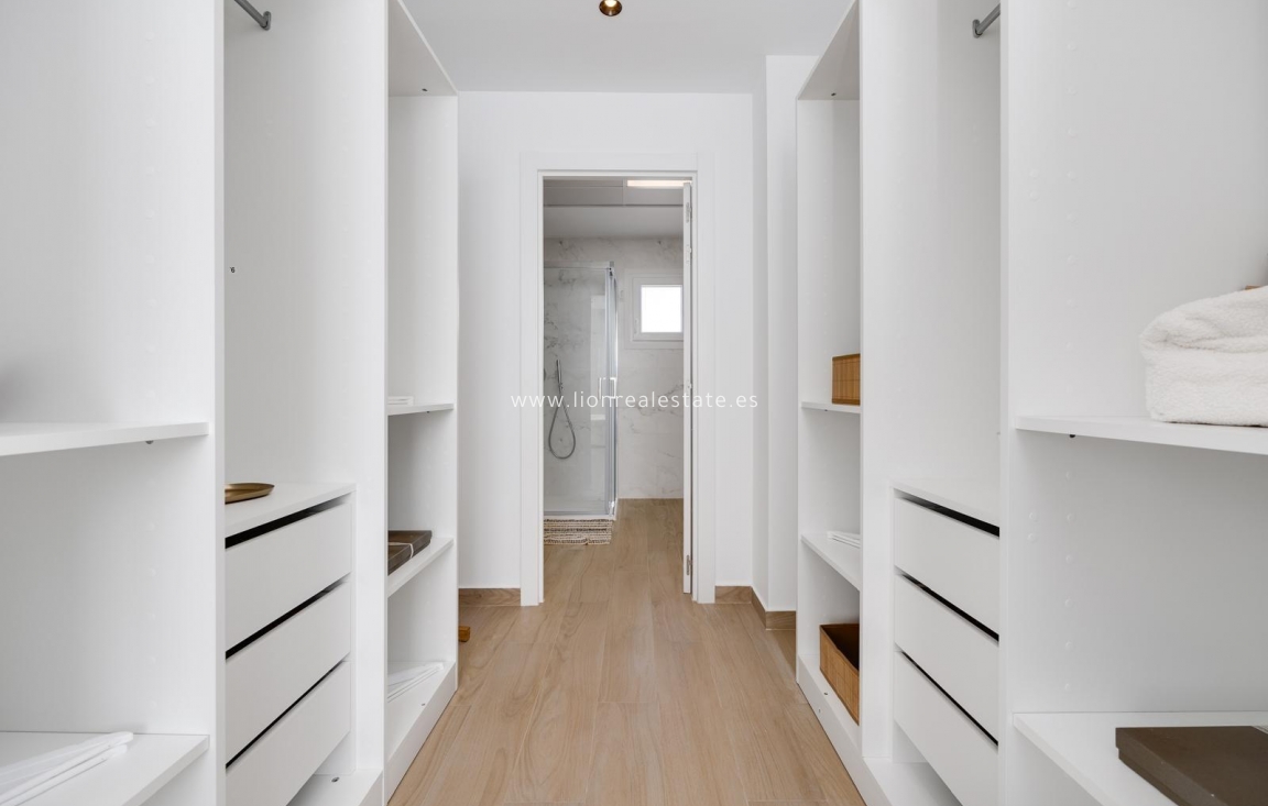 Перепродажа - Villa - Torrevieja - Aguas Nuevas