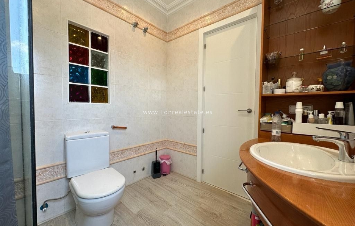 Перепродажа - Villa - Torrevieja - La Mata