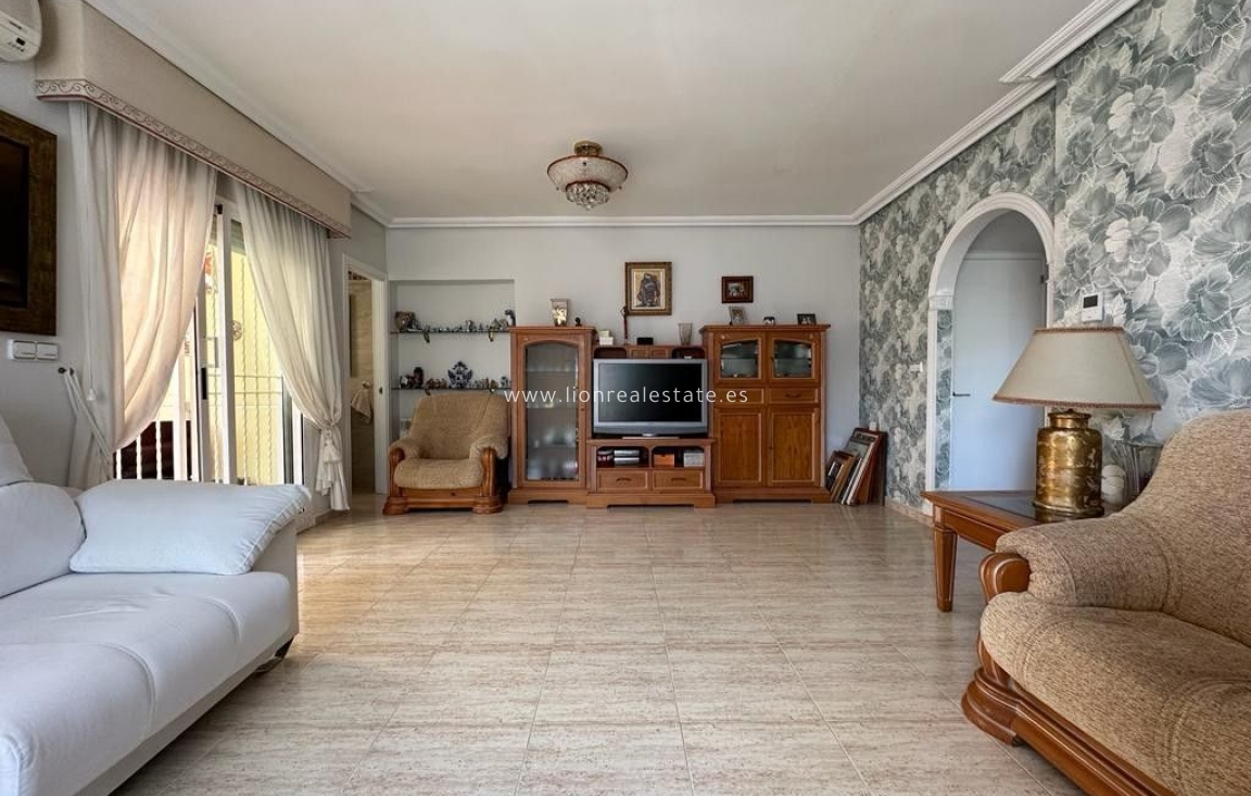 Перепродажа - Villa - Torrevieja - La Mata