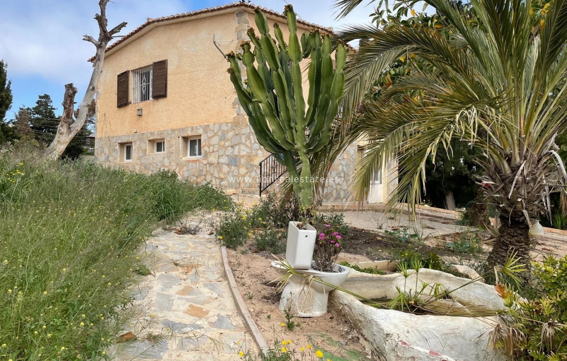 Перепродажа - Villa - Torrevieja - Los Balcones - Los Altos del Edén