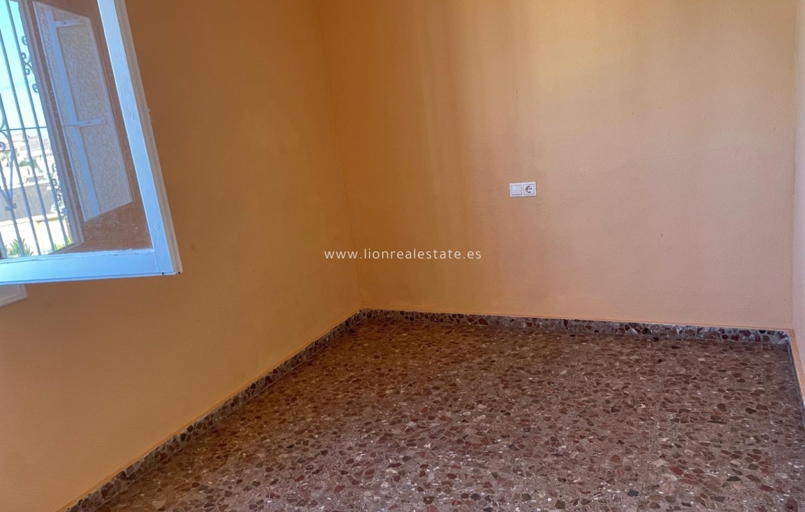 Перепродажа - Villa - Torrevieja - Los Balcones - Los Altos del Edén