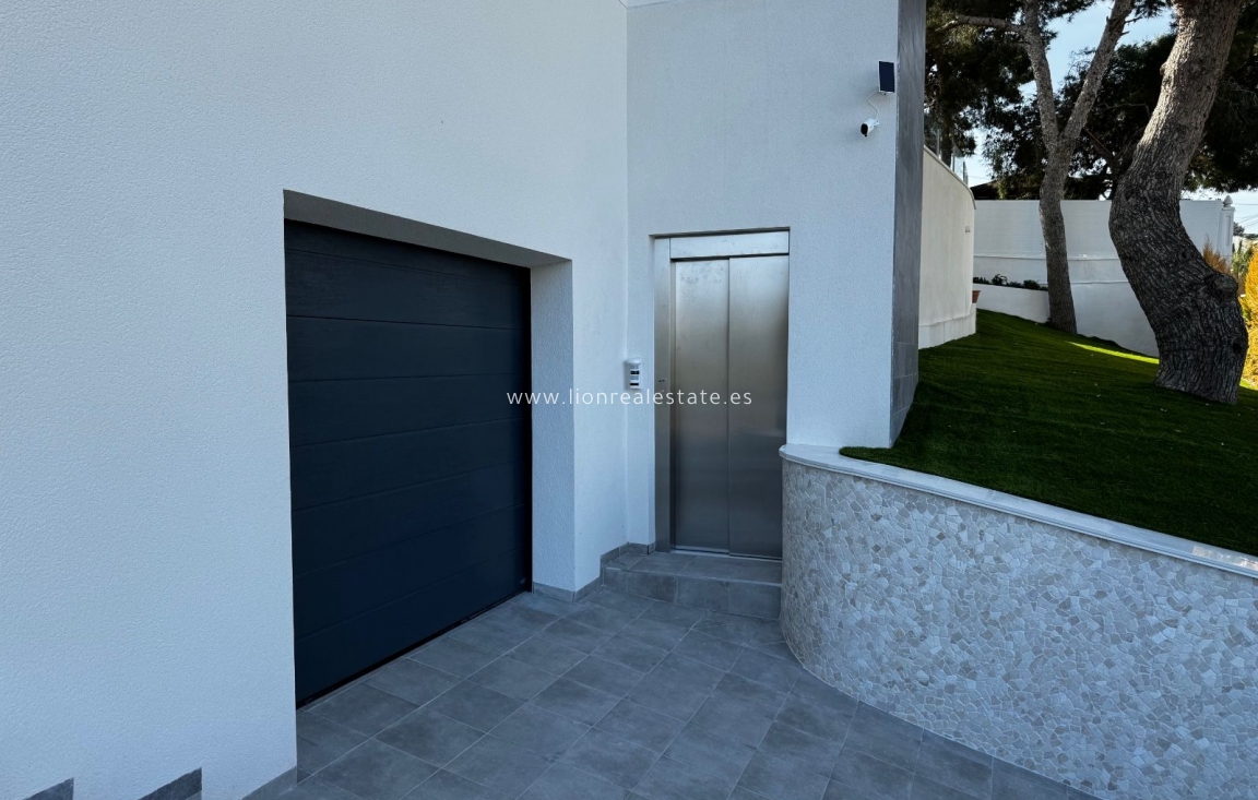 Перепродажа - Villa - Torrevieja - Los Balcones - Los Altos del Edén