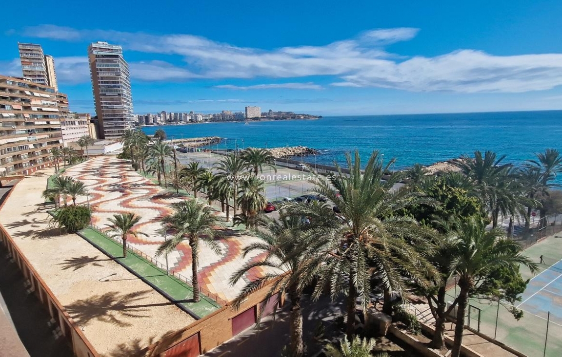 Resale - Apartment / flat - Alicante - Playa de la Albufereta