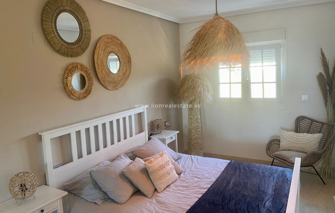 Resale - Apartment / flat - Guardamar del Segura - El Raso